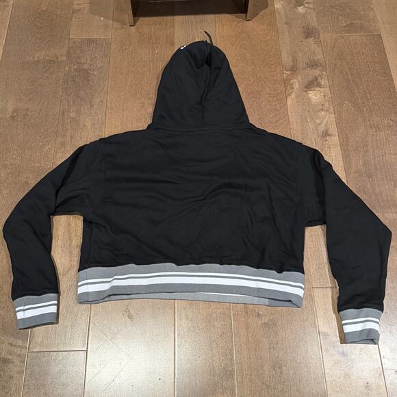 Pro Standard Sacramento Kings Black Cropped Embroidered Hoodie – Women’s Medium - Picture 3 of 3